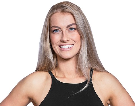 Headshot of Barry's Bootcamp instructor Lillie Smith against a white background.